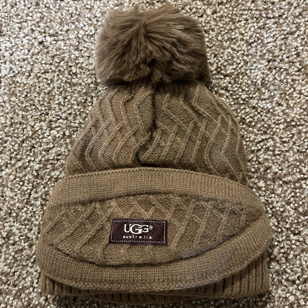 Ugg hat and Removable facemask